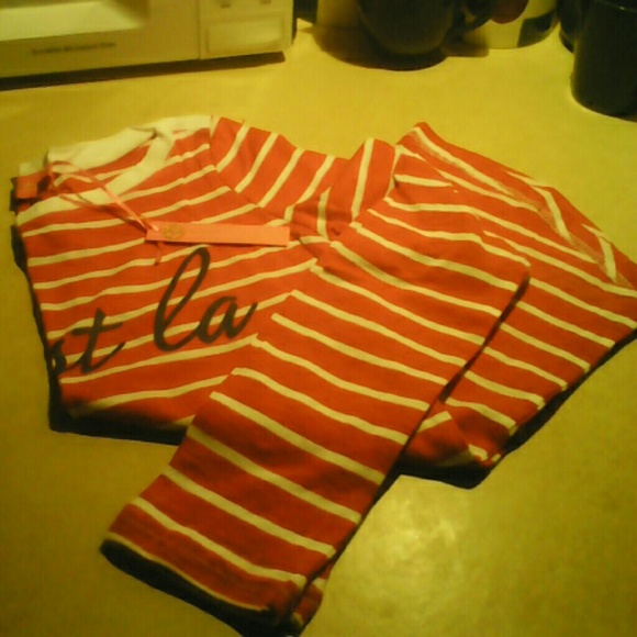 Top - Picture 2 of 2